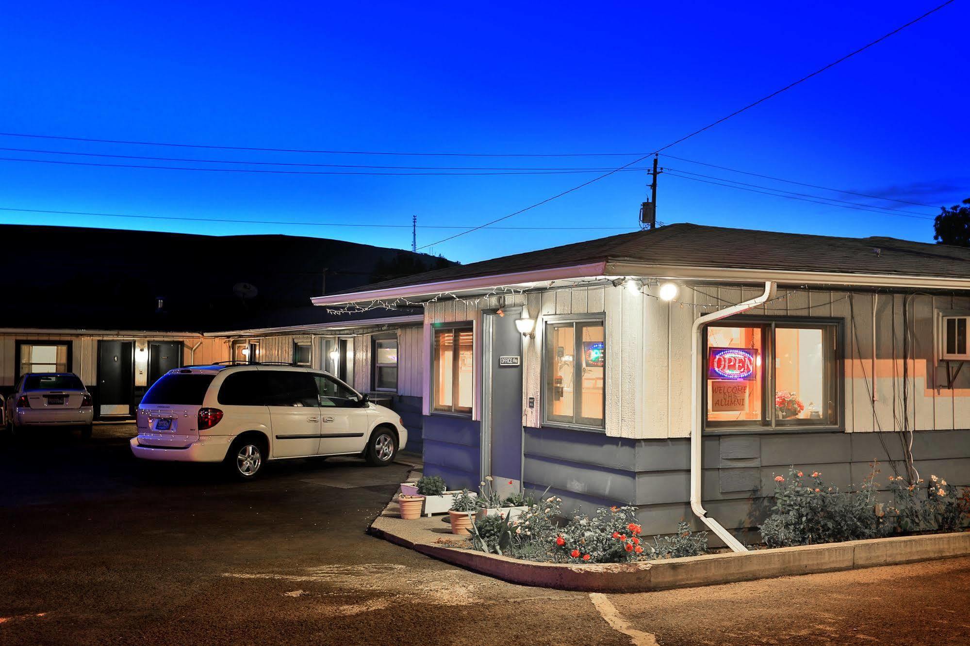 Dayton Blue Mountain Motel المظهر الخارجي الصورة